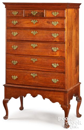 PENNSYLVANIA QUEEN ANNE WALNUT