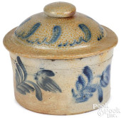PENNSYLVANIA STONEWARE CAKE CR