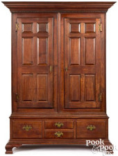 PENNSYLVANIA WALNUT SCHRANK<br