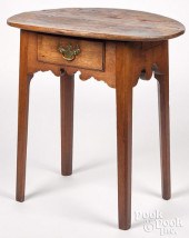 PENNSYLVANIA WALNUT SPLAY LEG