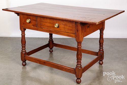 PENNSYLVANIA WALNUT TAVERN TABLE,