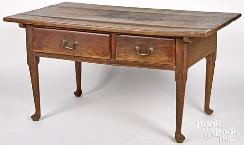PENNSYLVANIA WALNUT TAVERN TABLE,
