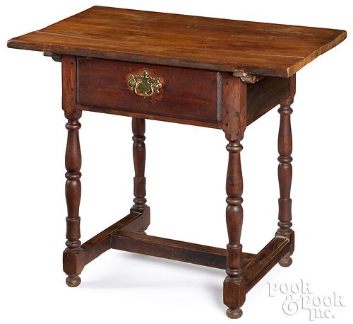PENNSYLVANIA WALNUT TAVERN TABLE,