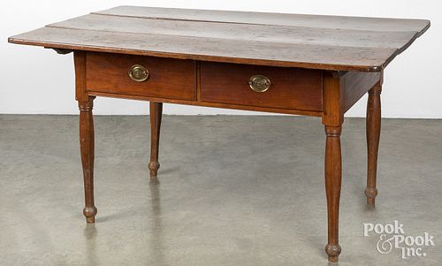 PENNSYLVANIA WALNUT TAVERN TABLE,