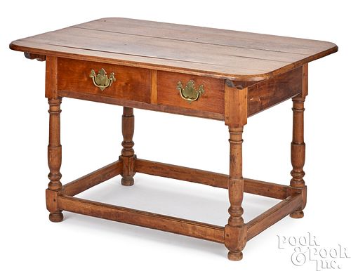 PENNSYLVANIA WALNUT TAVERN TABLE,