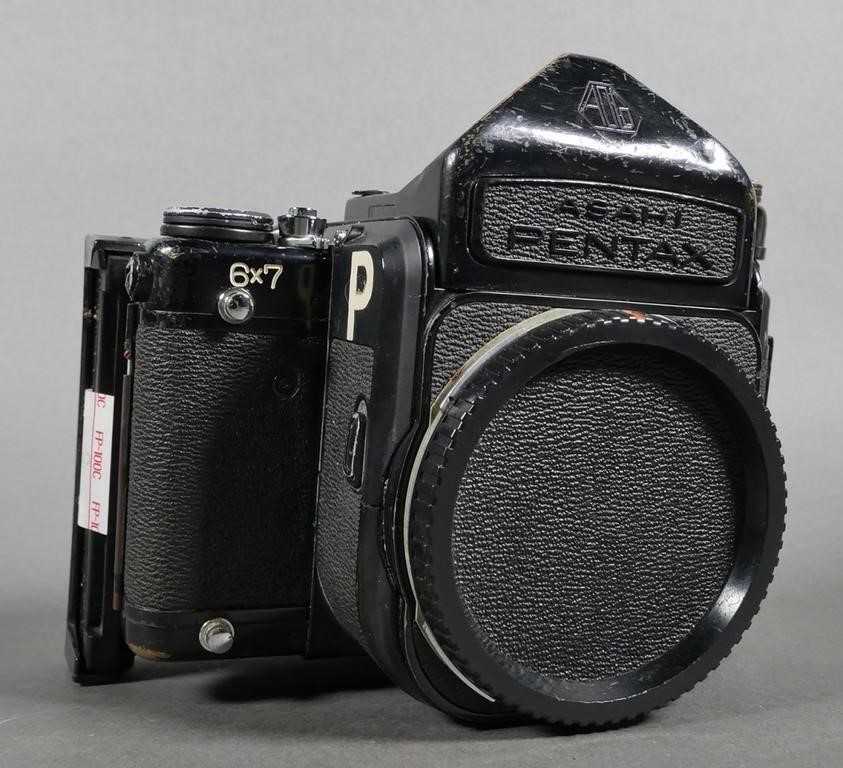 PENTAX 6X7 BODY W POLAROID BACKNo