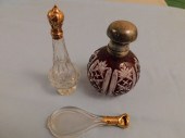 PERFUME LOT WITH GOLDLot of 3