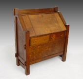 PERIOD ARTS & CRAFTS TIGER OAK