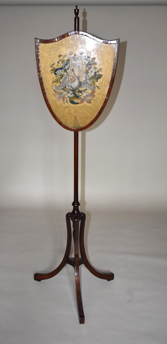 PERIOD ENGLISH REGENCY MAHOGANY