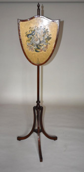 PERIOD ENGLISH REGENCY MAHOGAN