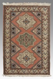 PERSIAN 30-45 YEAR OLD HAND KN