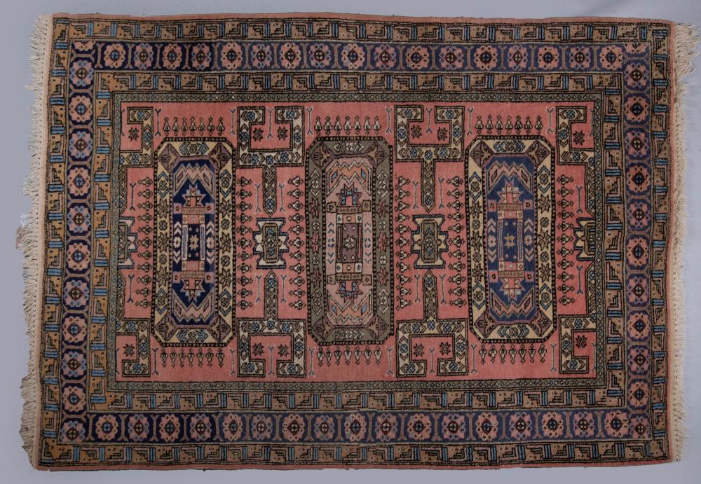 PERSIAN ARDABIL HAND KNOTTED WOOL