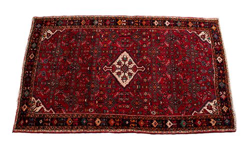 PERSIAN AREA RUGPERSIAN AREA RUG
