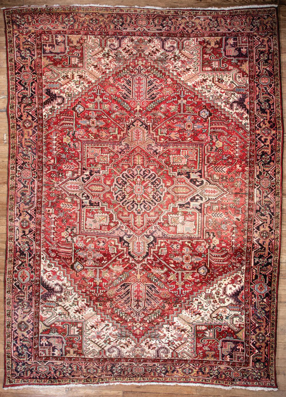 PERSIAN CARPETAntique Persian