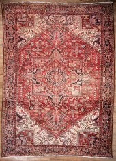 PERSIAN CARPETAntique Persian