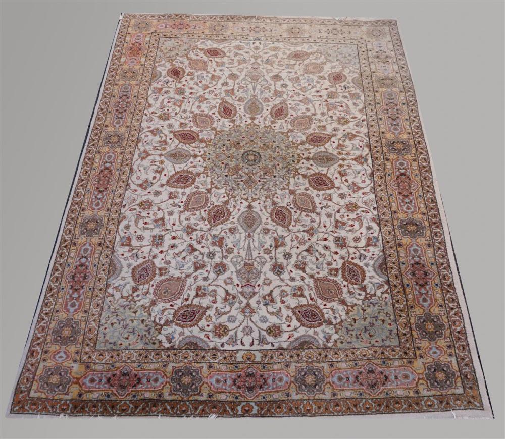 PERSIAN CENTER MEDALLION WOOL