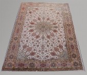 PERSIAN CENTER MEDALLION WOOL