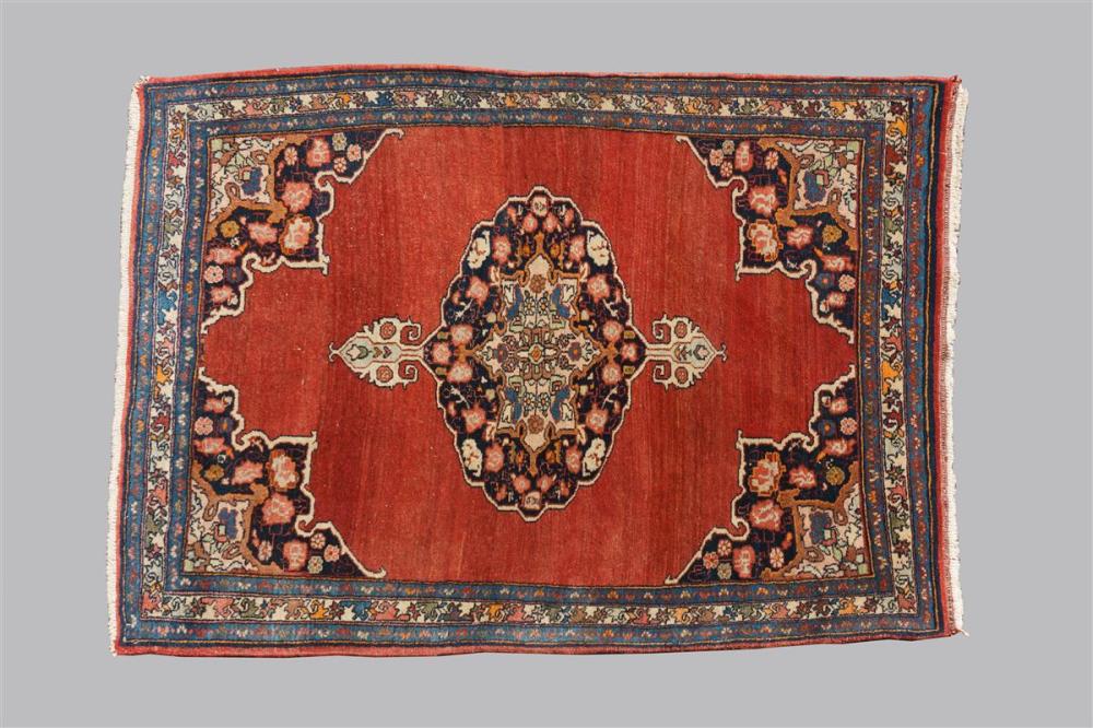 PERSIAN CENTRAL MEDALLION