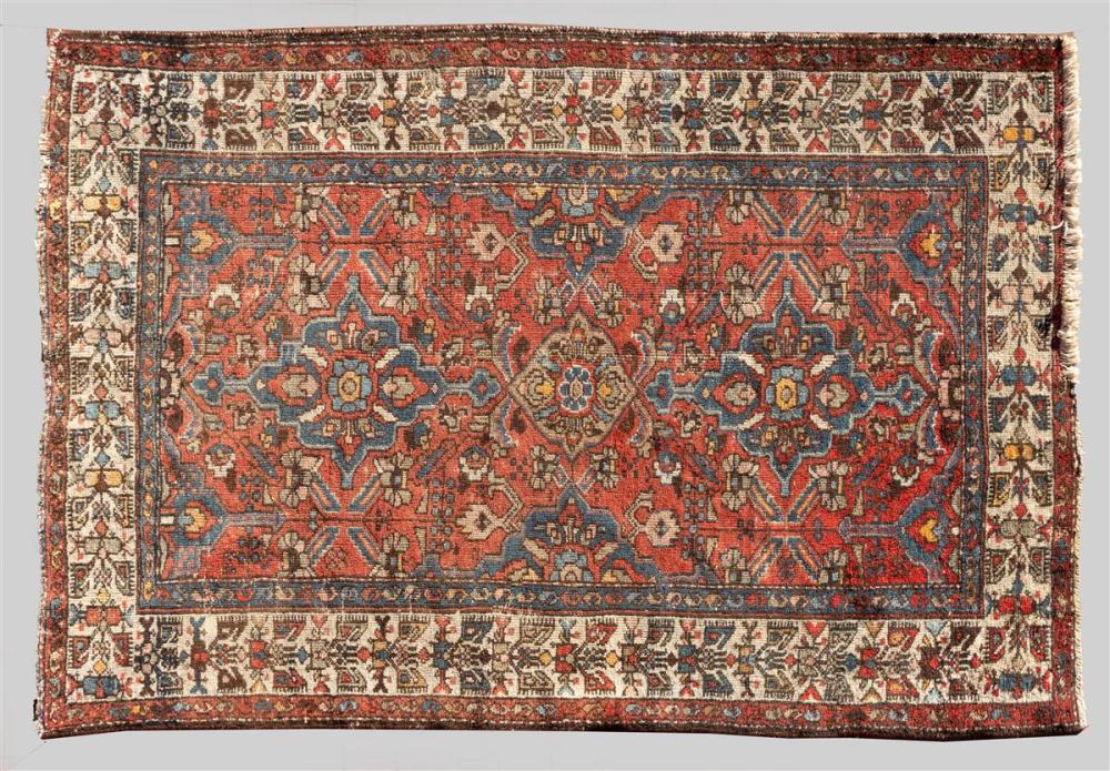 PERSIAN CRIMSON GROUND WOOL