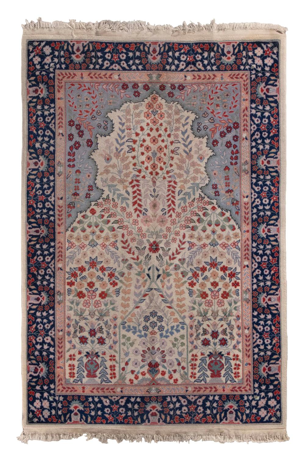 PERSIAN DESIGN PRAYER RUG: 4’1” X