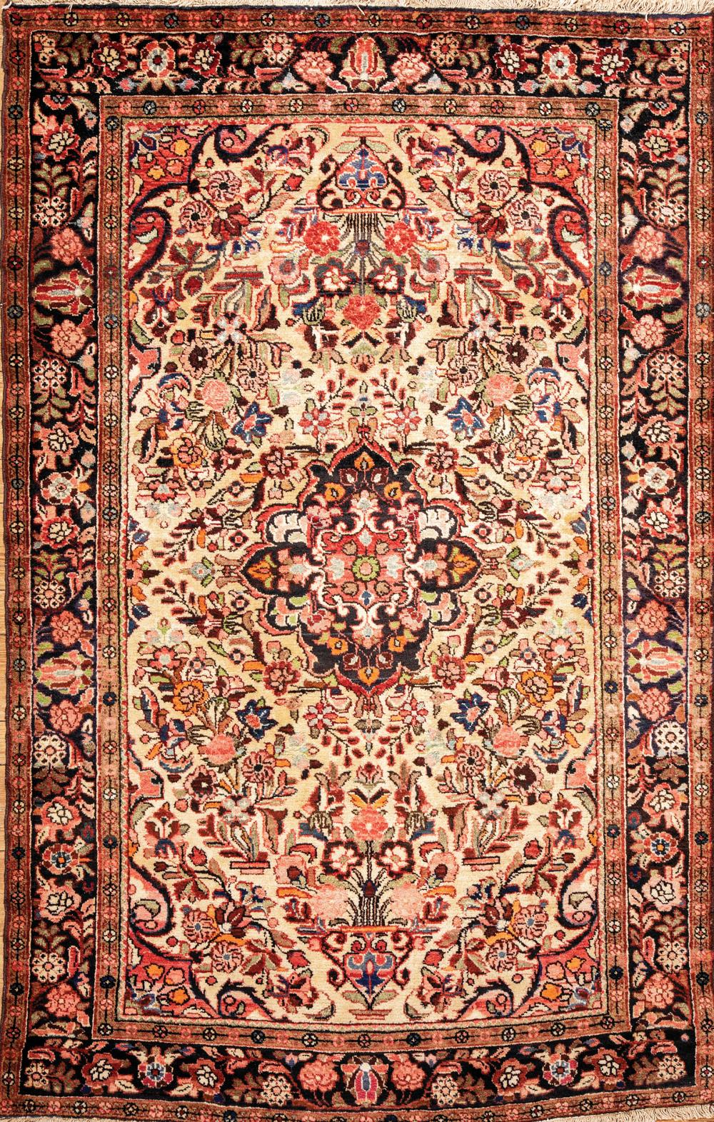 PERSIAN HAMADAN CARPETPersian