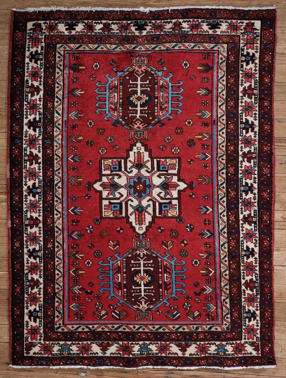PERSIAN HERIZ CARPETPersian Heriz