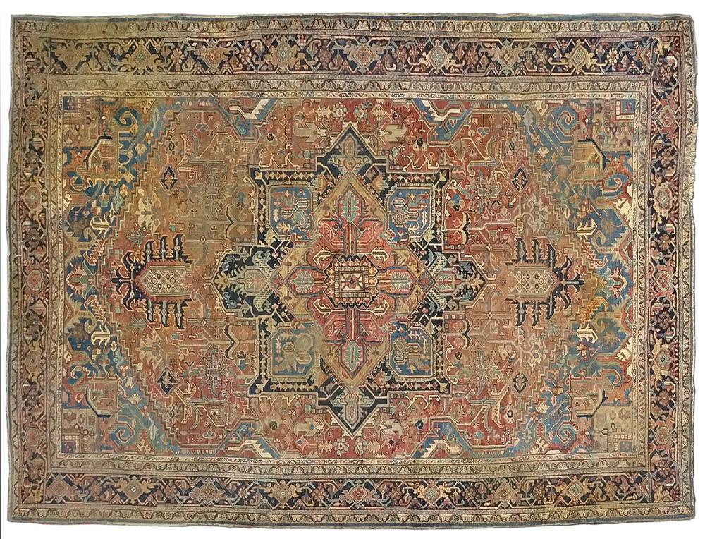 PERSIAN HERIZ RUGPersian Heriz
