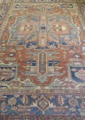 PERSIAN HERIZ RUGPersian Heriz
