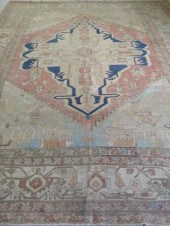 PERSIAN HERIZ RUGPersian Heriz