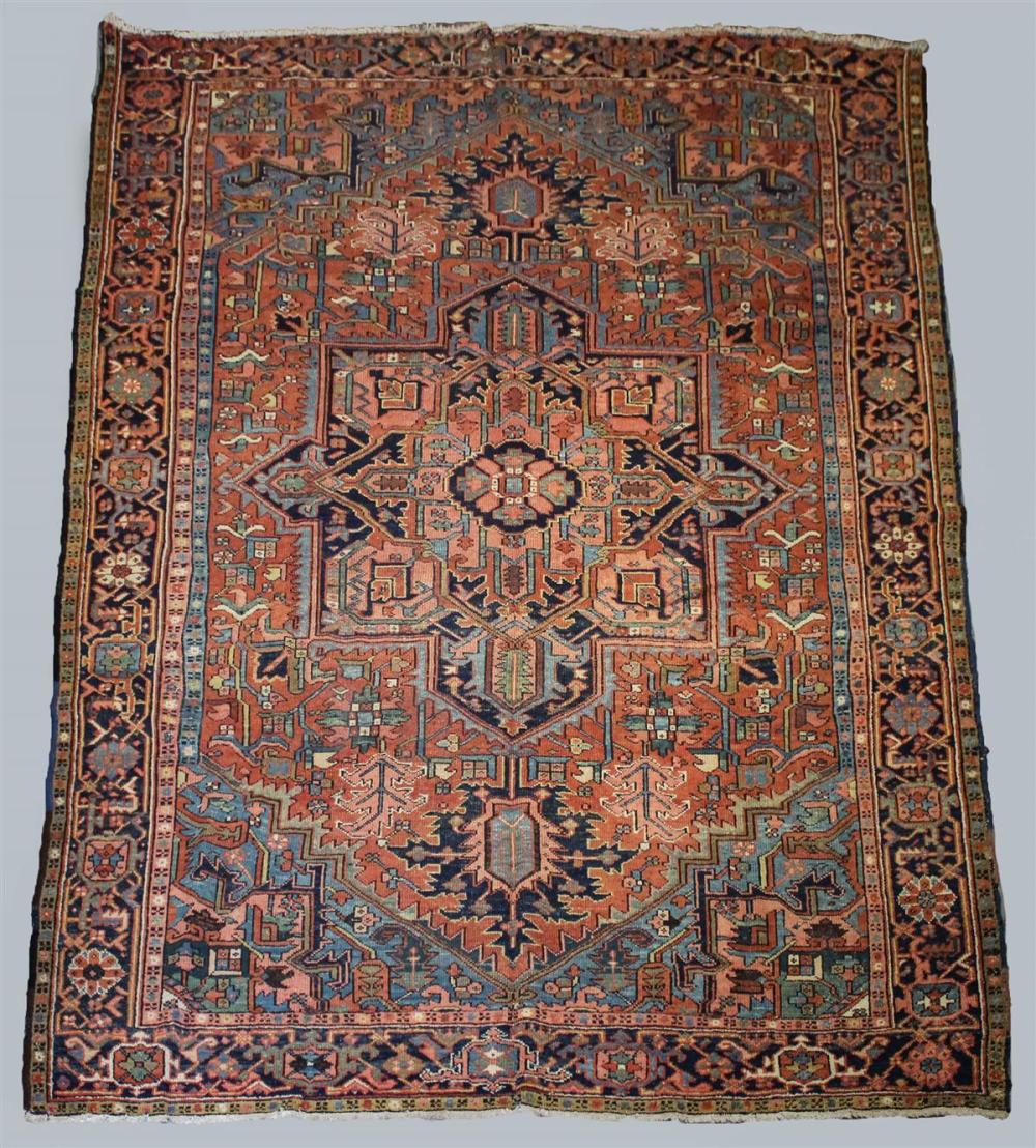 PERSIAN HERIZ WOOL RUGPERSIAN HERIZ
