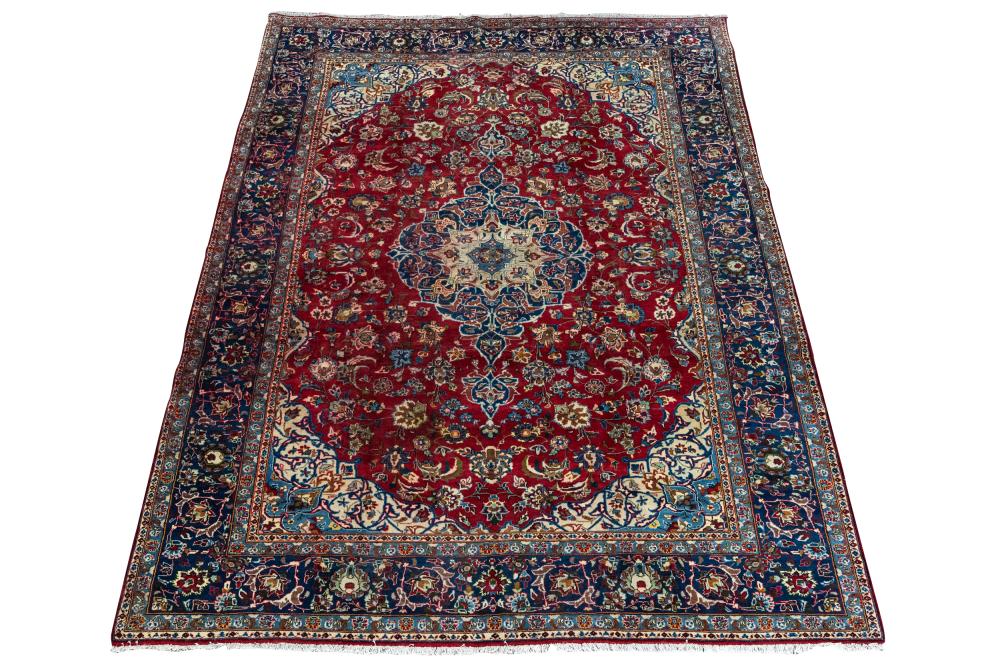 PERSIAN ISFAHAN CARPETwool on