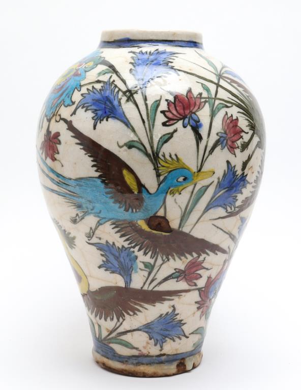 PERSIAN IZNIK ISLAMIC POTTERY