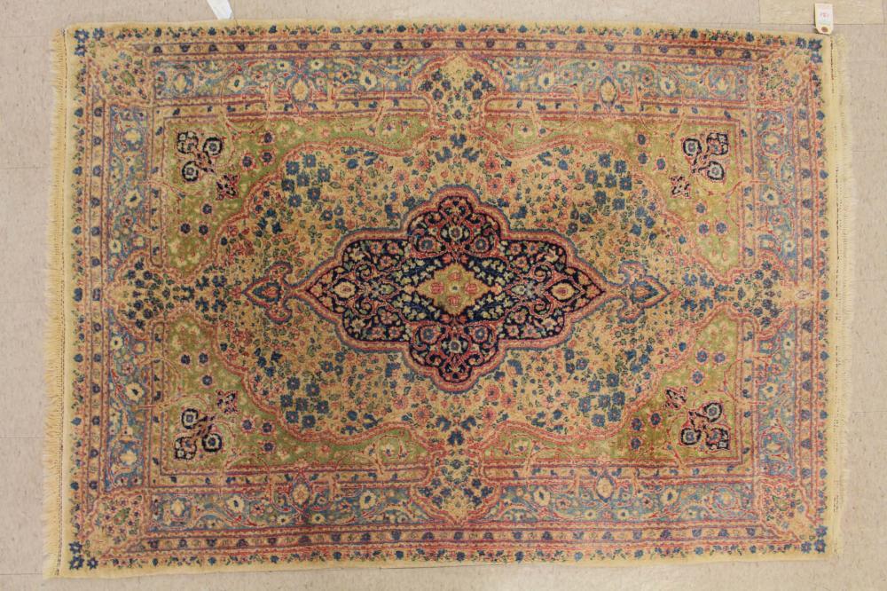 PERSIAN KERMAN AREA RUGPERSIAN