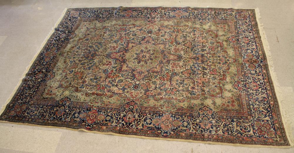 PERSIAN KERMAN CARPETPERSIAN KERMAN