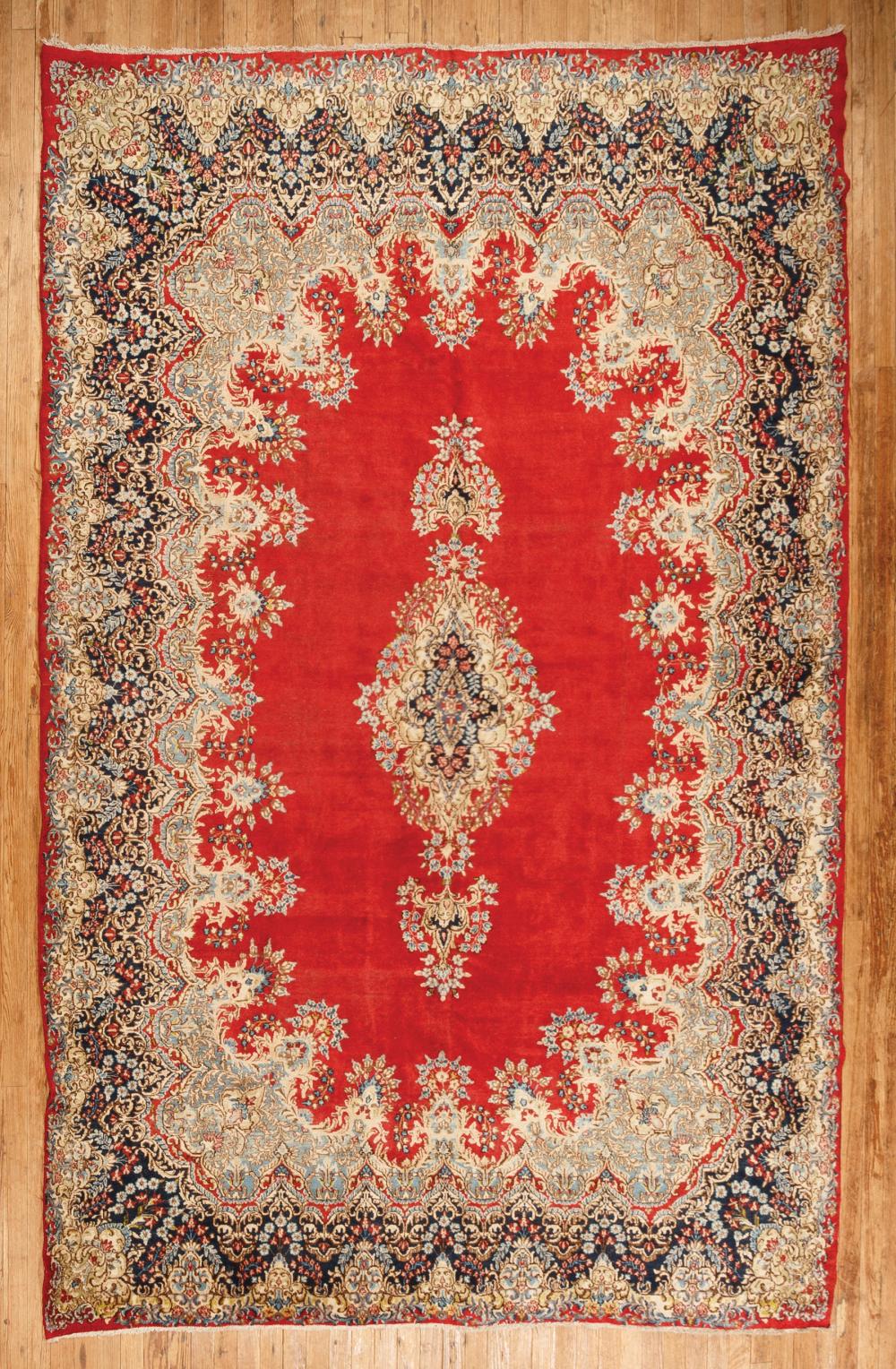 PERSIAN KERMAN CARPETPersian Kerman