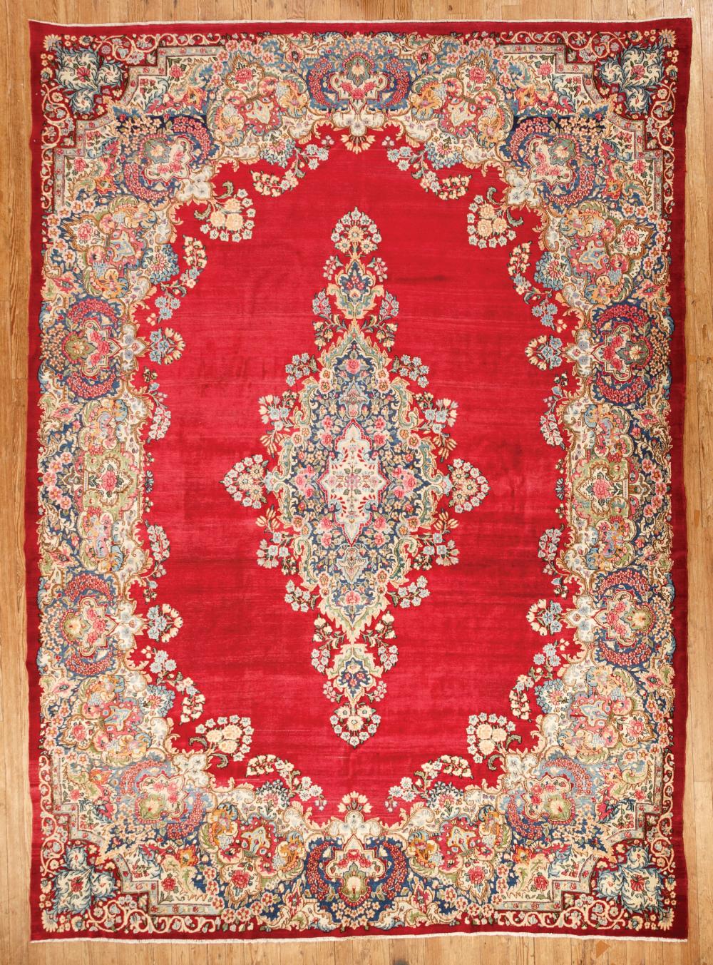 PERSIAN KERMAN CARPETPersian Kerman