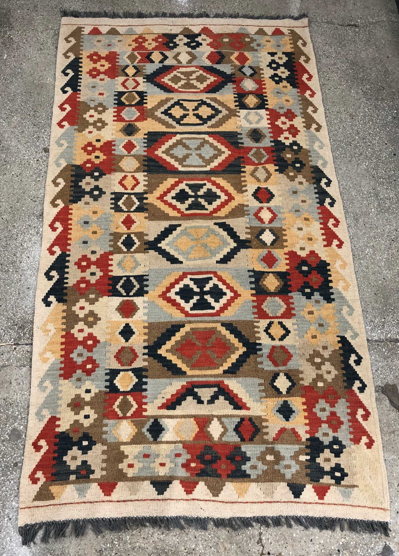 PERSIAN KILIM RUG, 6' 4.5" X 3'