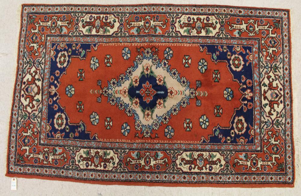 PERSIAN KURD AREA RUGPERSIAN KURD