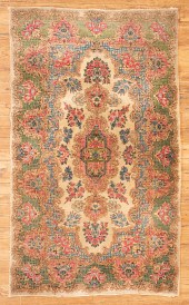 PERSIAN PRAYER RUGPersian Pray