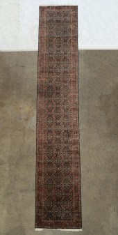 PERSIAN RUNNER RUGPersian Runn