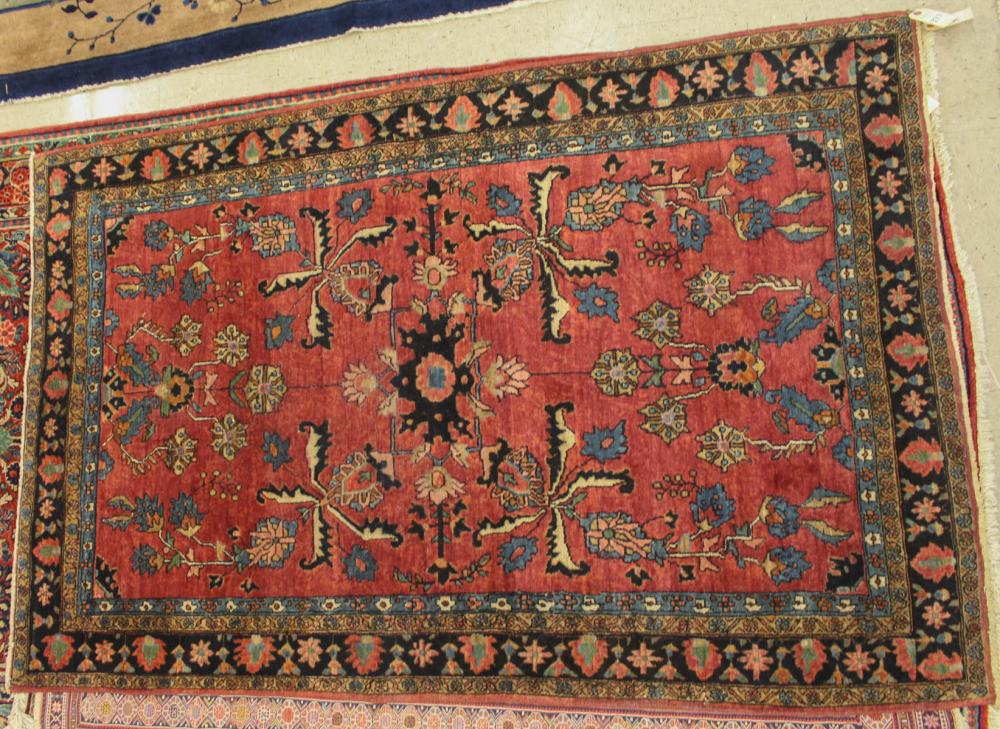 PERSIAN SAROUK AREA RUGPERSIAN
