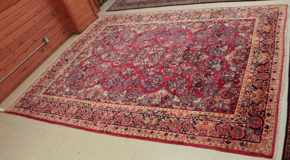 PERSIAN SAROUK CARPETPERSIAN SAROUK
