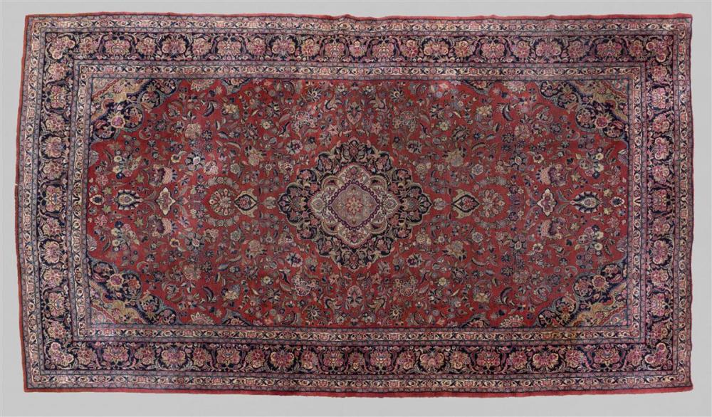 PERSIAN SAROUK WOOL RUGPERSIAN