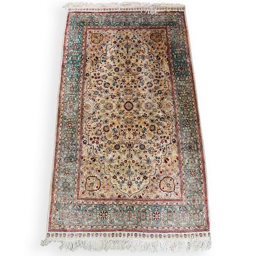 PERSIAN SILK RUGDESCRIPTION: A