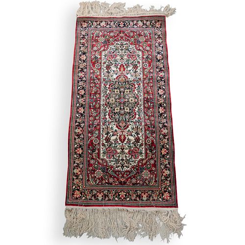 PERSIAN SILK RUGDESCRIPTION: