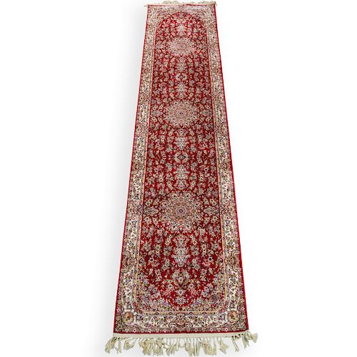 PERSIAN SILK RUNNER RUGDESCRIPTION: