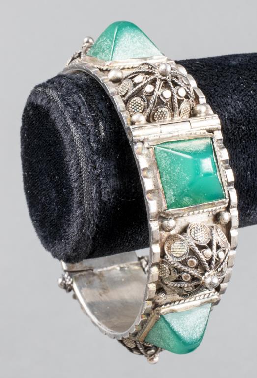 PERSIAN SILVER GREEN GLASS &