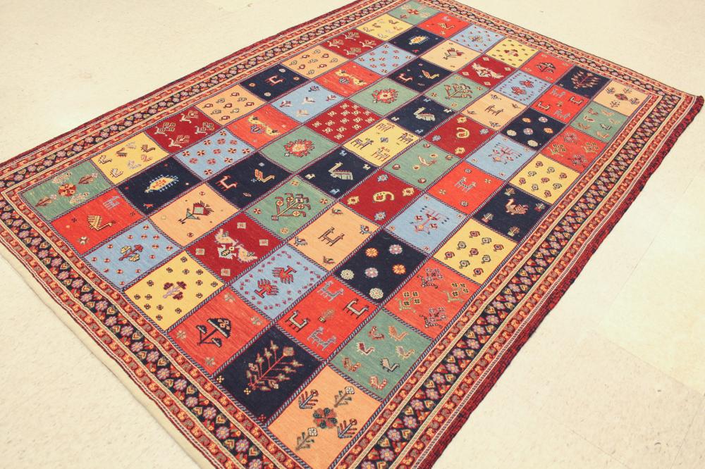 PERSIAN SOUMAK TRIBAL AREA RUG,