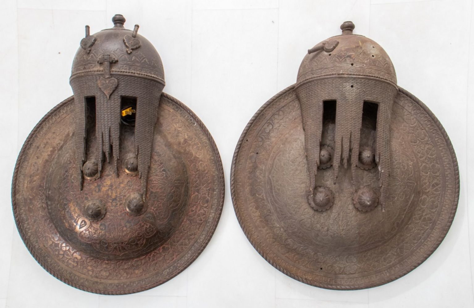 PERSIAN STYLE ORNAMENTAL HELMET &