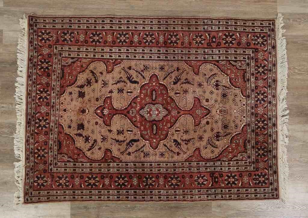 PERSIAN STYLE RUGPersian style rug.